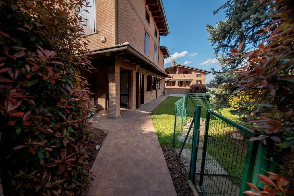 Jacuzzi Apartment In Italian Villa, Wi-Fi & Garden Sassuolo - Maranello Casalgrande Eksteriør bilde