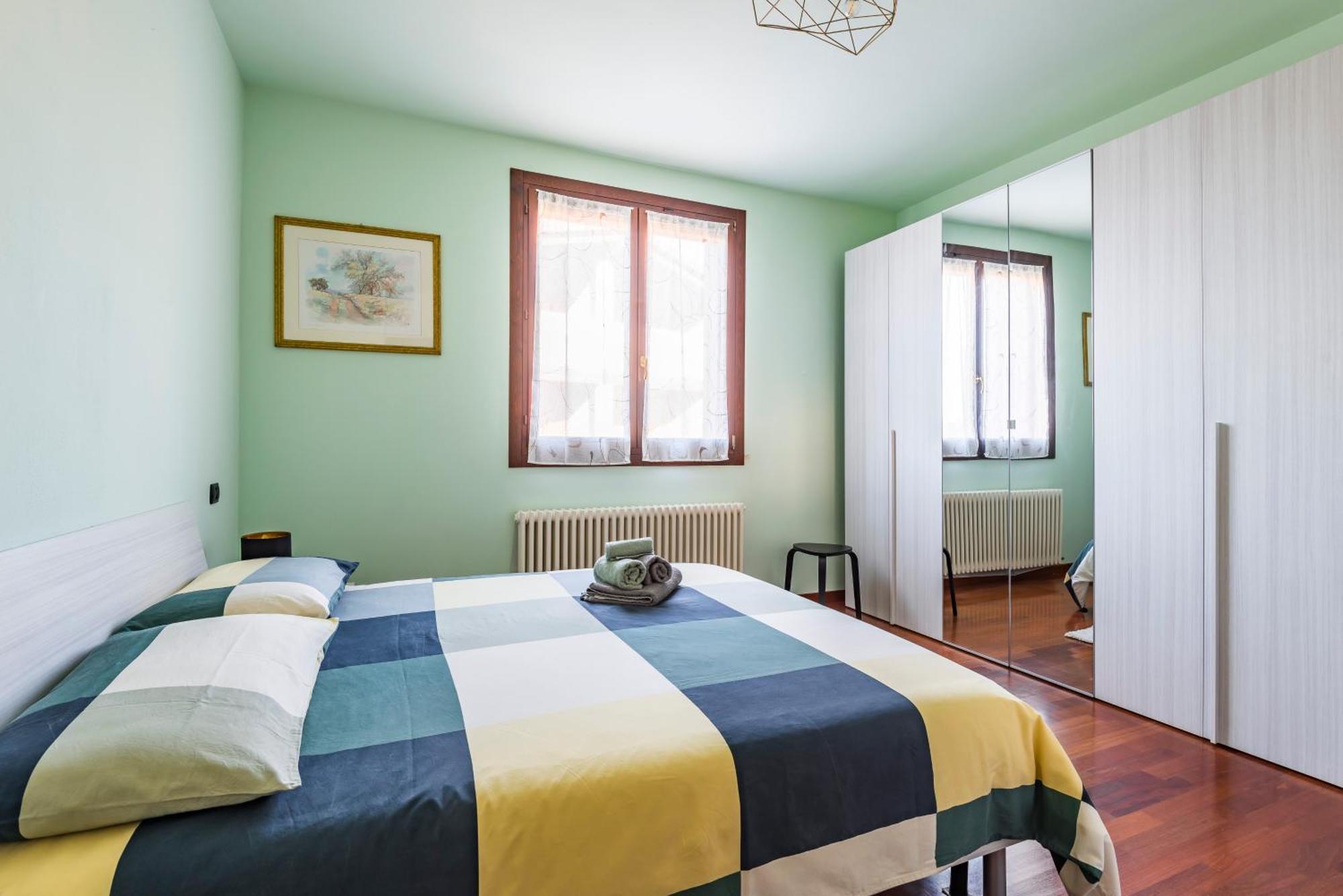 Jacuzzi Apartment In Italian Villa, Wi-Fi & Garden Sassuolo - Maranello Casalgrande Eksteriør bilde