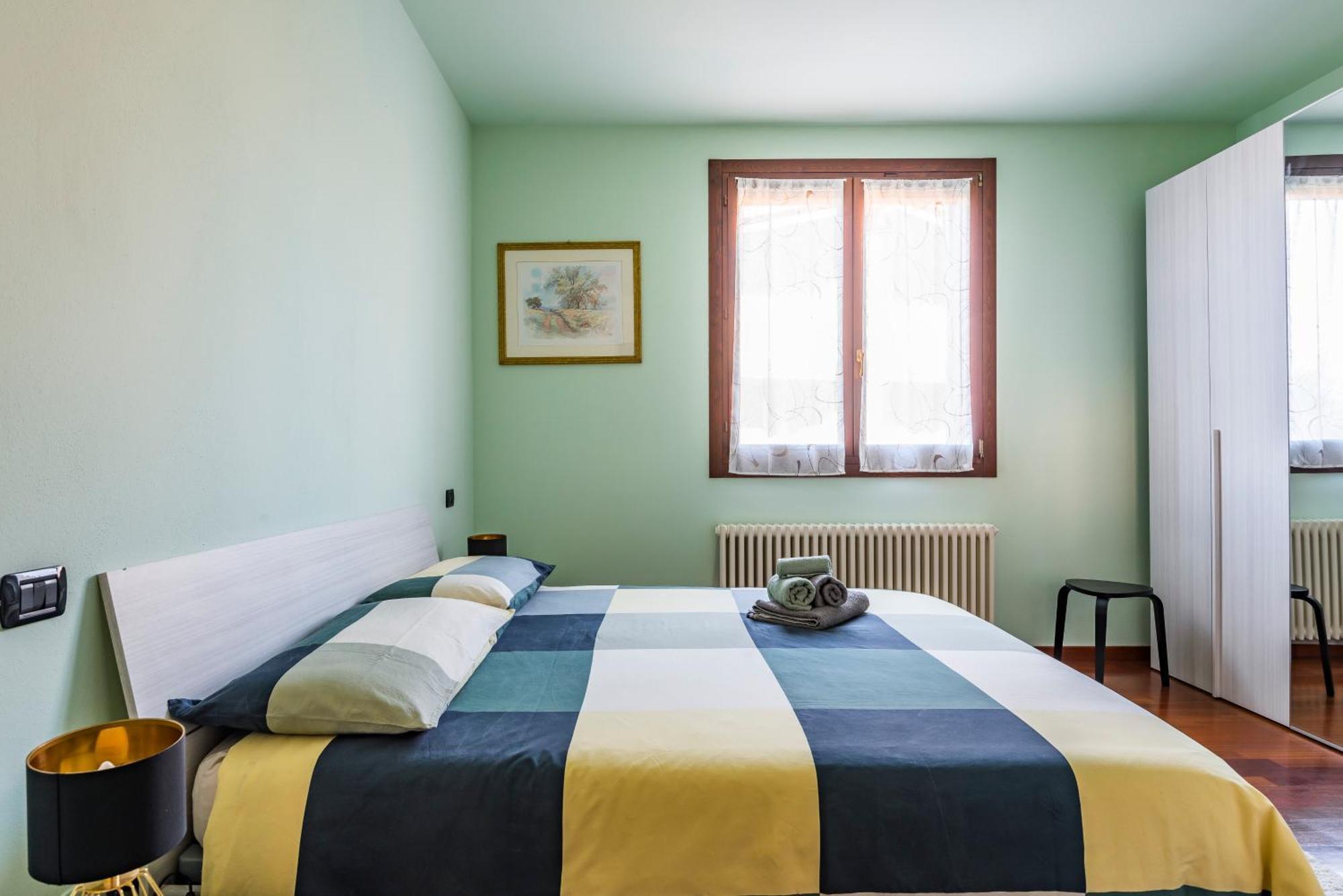 Jacuzzi Apartment In Italian Villa, Wi-Fi & Garden Sassuolo - Maranello Casalgrande Eksteriør bilde