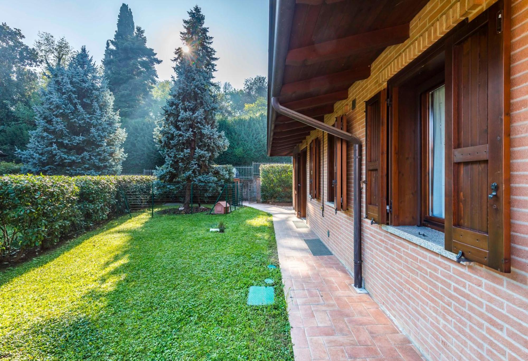 Jacuzzi Apartment In Italian Villa, Wi-Fi & Garden Sassuolo - Maranello Casalgrande Eksteriør bilde